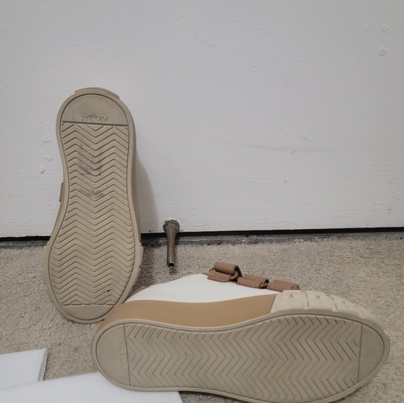 Prada color block sneakers - Picture 4 of 7